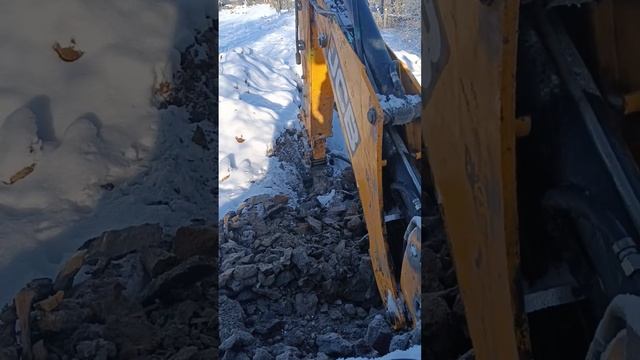 Экскаватор погрузчик JCB