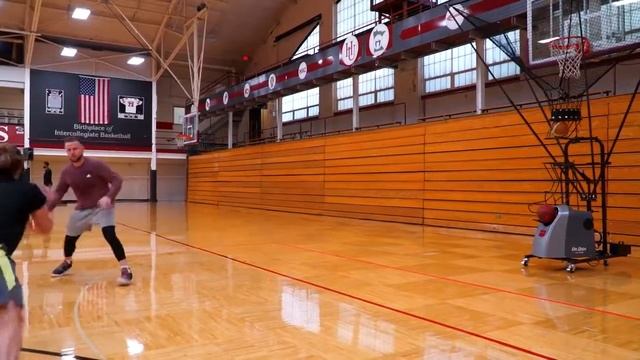 Pro Shooting Workout on Dr. Dish with Courtney Boylan-Douglass смотреть онлайн