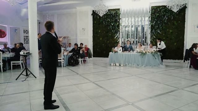 Ведущий Дмитрий Молчун смотреть онлайн