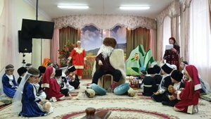 Сценка "Семь гранатовых прутьев"