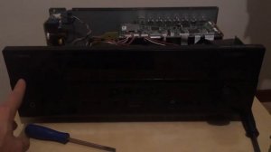 Yamaha RX-V477 averiado