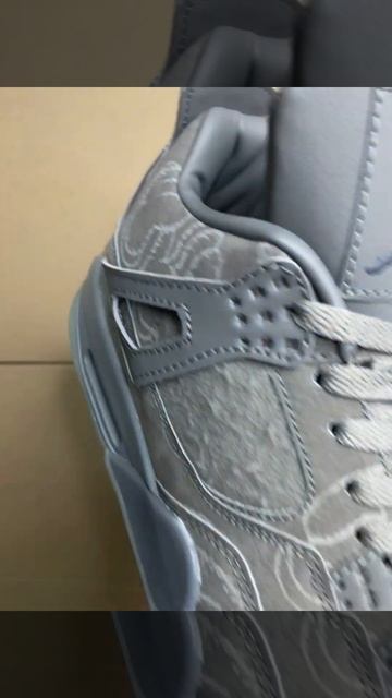 Кроссовки Nike Air Jordan 4 Retro Kaws | ссылка на магазин в комментариях