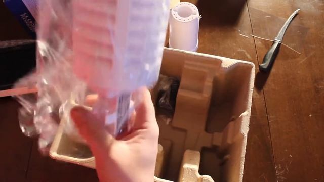 New Weatherperson in town---La Crosse technology wind speed weather station Unbox and Review смотреть онлайн