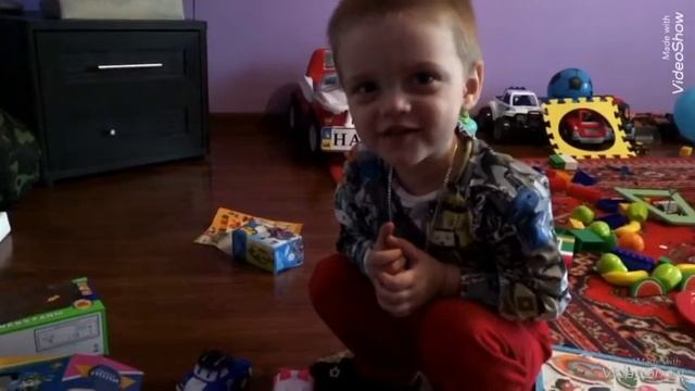 Robocar Poli,Transformer . Розпаковка "спасательной команды" смотреть онлайн