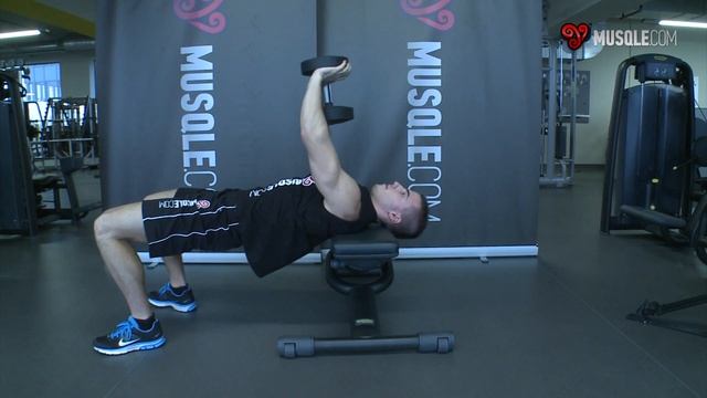 Bent-Arm Dumbbell Pullover смотреть онлайн