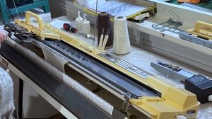 Вяжем на электронной вязальной машине Brother KH-930︱Вяжем панчлейз, слип узоры, жаккард и ажур