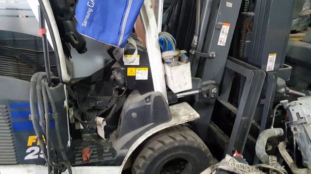 Phục hồi bình bình điện KOMATSU FE25-1 смотреть онлайн