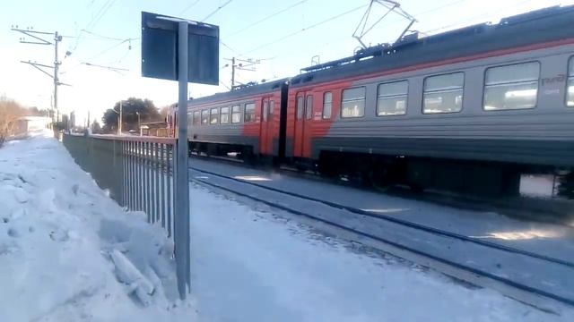 электропоезд эт2 Екатеринбург Тюмень проследует по оп хуторята смотреть онлайн