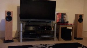 Exposure 3010s2d, Rega RP6, Rega Aria, Kudos X2 - playing David Bowie