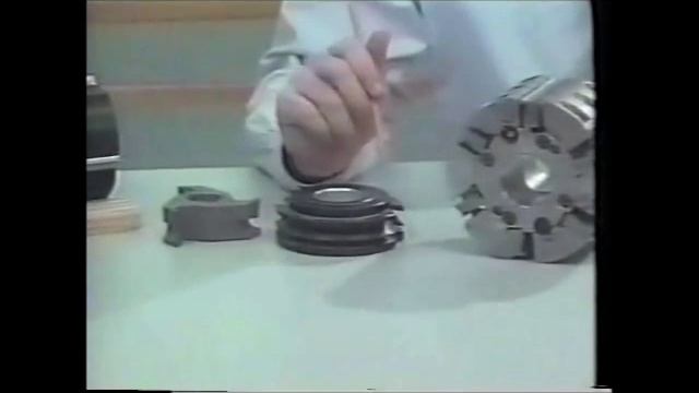 Superset 23 Moulder Part 1 of 4 смотреть онлайн