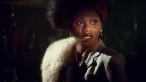 Реклама прокладок Always - Плач