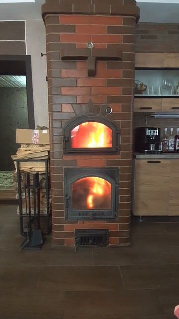Beautiful brick ovenверхняя растопка печи огоньShortsпечка