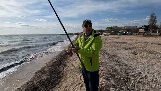 Тестирование и первичный обзор, нового сёрфового удилища BAUER Invider surf 4,20 тест до 200 гр смотреть онлайн