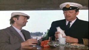 "ВОДКУ НАДО ПИТЬ РЕГУЛЯРНО, ТРИ РАЗА В ДЕНЬ"