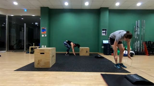 CrossFit November 21, 2018 - 7 rounds 10 burpee + box jump, 15 DU or 50 SU, 20 abs смотреть онлайн