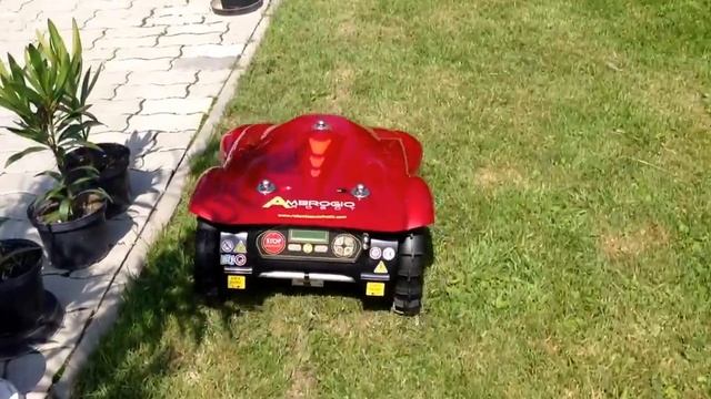 Ambrogio L300 fűnyíró robot a Szigetközben смотреть онлайн