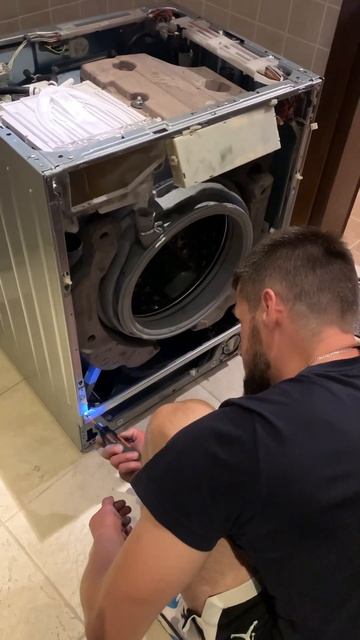 Установка бака в стиральную машинку. Смотреть внимательно‼️‼️‼️ смотреть онлайн