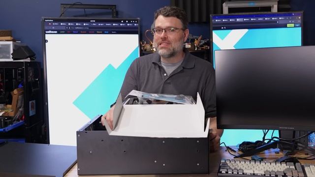 45 Drives HomeLab HL 15: Why the Chassis is Important смотреть онлайн