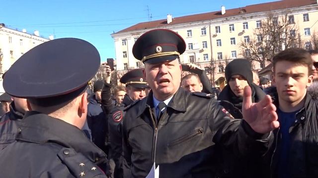 Сотрудники полиции разъясняют калужанам административный кодекс 26.03.17. смотреть онлайн