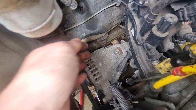 How to Change the Alternator/Drive belt on a Fiat Panda 2003-2012 смотреть онлайн