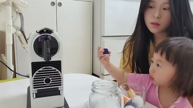 [육아브이로그] 네스프레소 시티즈 커피머신 언박싱 & 사용영상 Nespresso Citiz Unboxing | Homecafe