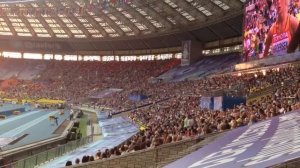 Волна на стадионе