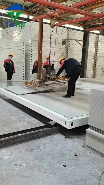 Tutai Container Floor board assembling