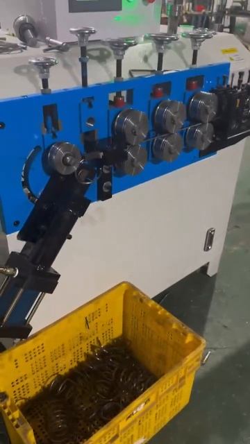 Customized circle machine, round flat and a special wire manufacturing#machinelearning #machine смотреть онлайн