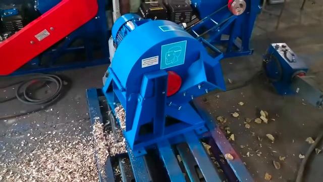 Рубительная машина дровосек ВХ400 Мини (380), цена 95000. Хотите купить, звоните 8-913-007-54-84 смотреть онлайн