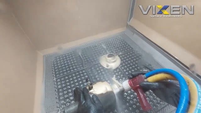 Restoring Vintage Teapots with Wet Blasting! смотреть онлайн