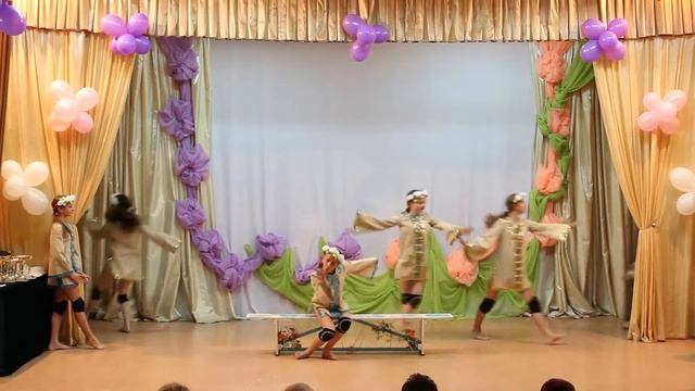 БЕГИ БЕГИ (Старшая группа) смотреть онлайн