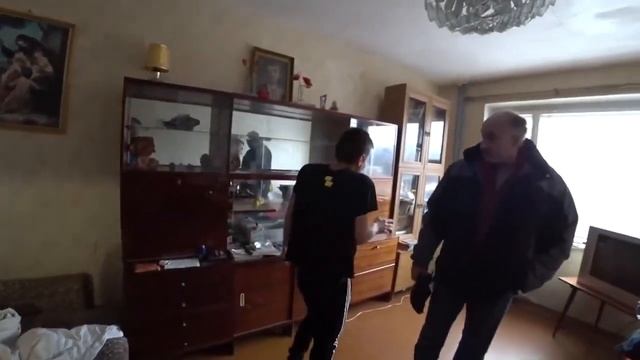 Великий Сруль занес фотоаппарат 1.5 в ломбард ! Тело в комнате Монашки ! Едем на хоккей в Минск . смотреть онлайн