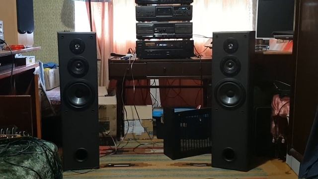Technics RS-AZ6 + Kenwood KRF-V5070D + Sony SS-MF400H / 2 смотреть онлайн