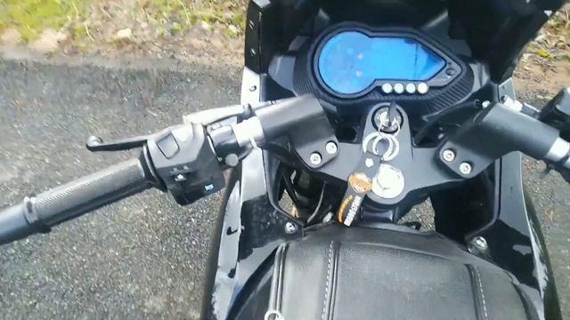 Bajaj Pulsar 220f FULL REVIEW part 1 смотреть онлайн