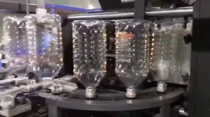 Выдув пластиковых бутылок