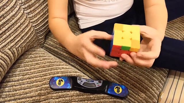 Кубик Рубика за 24 секунды смотреть онлайн