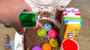Will it Flush? - Gumballs, Coca Cola, Fanta, Balloons, Plastic Balls, Orbeez, Candy, M&Ms, Cereal