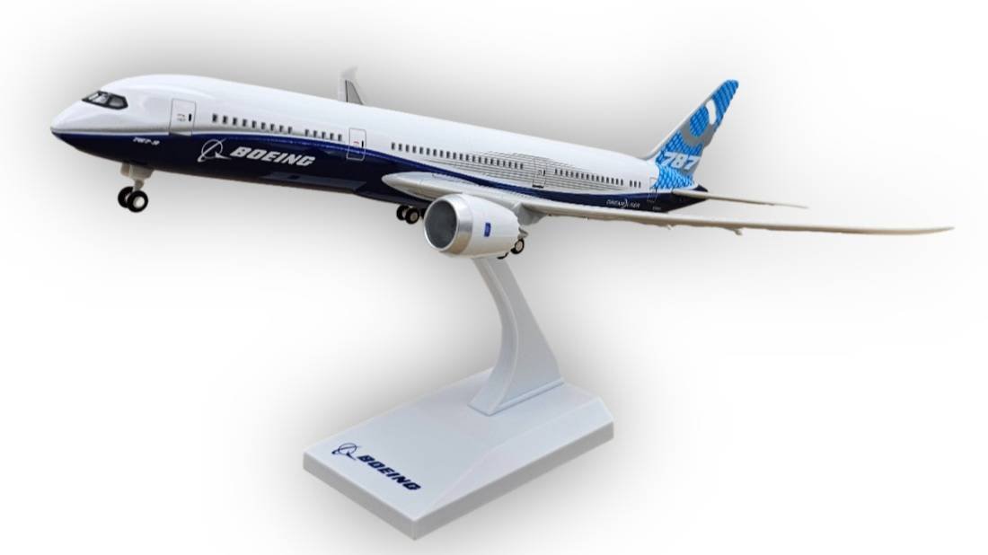 Модель самолета Boeing 787 Заводской длина 31 см (с подсветкой и звуком)