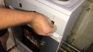 Новый способ! Легко чистим газовую плиту конфорки, решетку от застарелого жира и нагара!