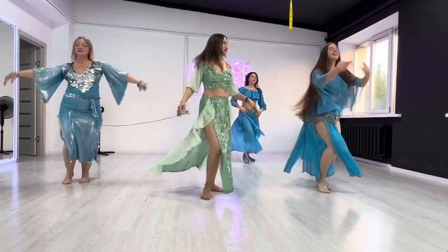 Восточные танцы для взрослых. Выступление учениц. Отчетный концерт май 2024. DANCE THE FOX. смотреть онлайн