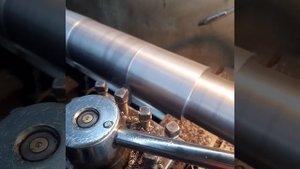 очередной вал длиной 2 метра точим чистовой