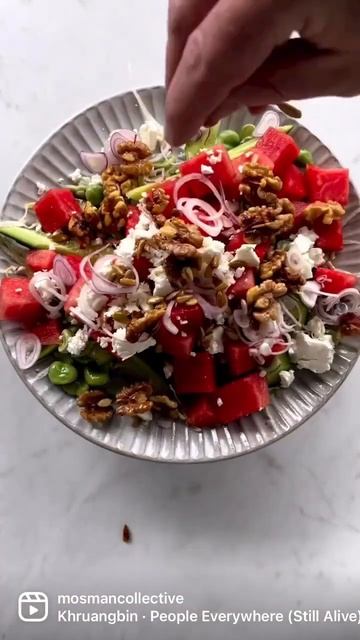 Chef Perry Hill from Bathers Pavilion shares his Watermelon Salad recipe. смотреть онлайн