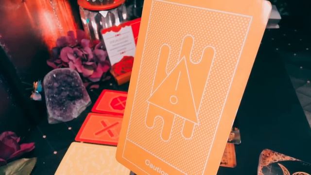 #Taurus - SOMEONE HOLDING YOU DOWN ALRIGHT 🫢... JUST PAY ATTENTION TAURUS 💌 смотреть онлайн