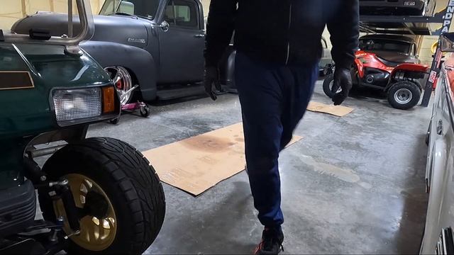 Testing out a New Shop Tool (GoJak Wheel Dollies) смотреть онлайн