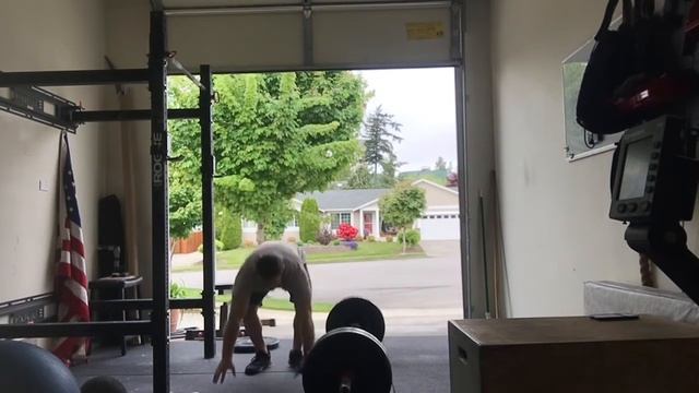 CompTrain “FRANK THE TANK” смотреть онлайн