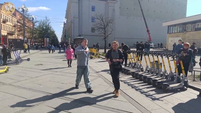 Харинама около метро "Василеостровская", 01.05.2024 смотреть онлайн