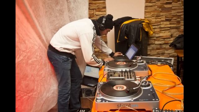 1.04.11 Krinjah - Return (foto) смотреть онлайн