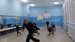 Открытый урок ритмики на тему: "Пластика - основа хореографии"