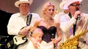 ИРИНА РЯЗАНОВА и МЯЧКОВ БЭНД
06.12.2024