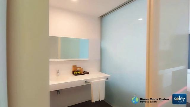 Nirvana Cosmopolitan